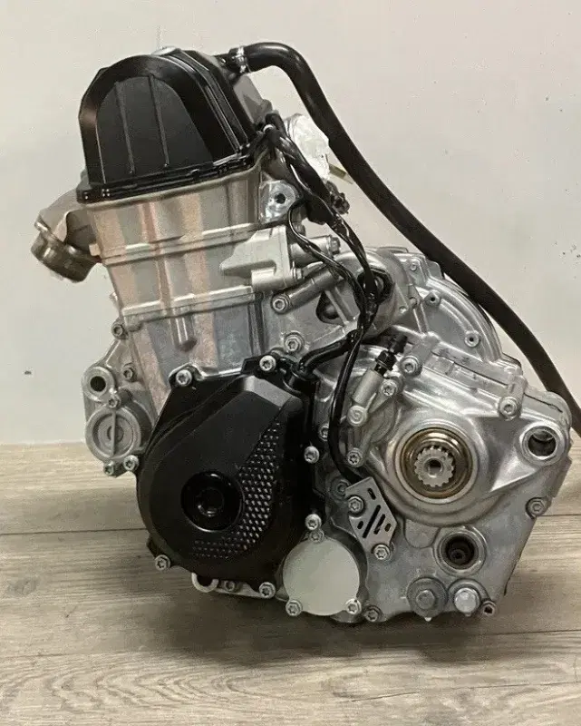 MOTOR      [ CB250 ]